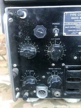 TCS-12 COLLINS TCS-12  Gamma difrequenza da 1,5 a 12 Mhz AM / CW Apparati radio