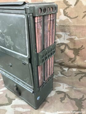 WS NO.48 WIRELESS SET NO.48 MARK I  Ricetrasmettitore spalleggiabile del 1942 WW2  Freq. 6 - 9 Mhz in AM e CW Apparati radio
