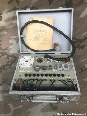 I-177-A + MX-949A/U Tube Tester I-177-A + Adapter kit MX-949A/U  Prova valvole  U.S. Army + adattatore  In ottimo stato, con manuale originale. Test e Strumenti di Misura Militari