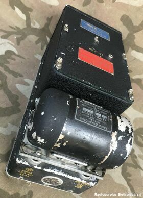 R-25/ARC-5 R-25/ARC-5  Ricevitore Aeronautico  U.S. Army  Frequenza da 1,5 a 3 Mhz Apparati radio