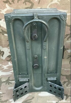 W.S. 68P WIRELESS SET NO.68P  Ricetrasmettitore spalleggiabile del 1940 Inglese (riporta il il numero di serie 231)  Frequenza operativa da 1,75 - 2,9 Mhz in AM e CW Apparati radio