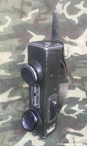 BC-611-F BC-611-F  Il primo Ricetrasmettitore walk talk. WWII Apparati radio