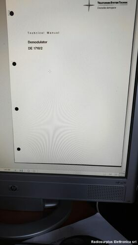 E 1800 VLF-HF Ricevitore Professionale  AEG E 1800   VLF-HF da 10 Khz a 30 Mhz Risoluzione 1 Hz Apparati radio
